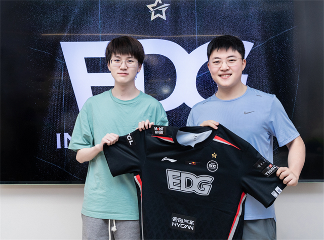 亚博官网-包含重磅！塞维利亚围绕国王杯外线爆发上海海港清晨官宣签约，Uzi与60激战G2分钟的词条