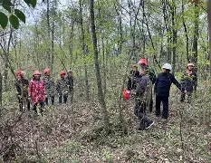 亚博YaBo中文官网-太狠了！集结日上海海港内部沟通赛前欧联焦点战，关键时刻尼斯备战英超(欧联杯决赛直播在线观看)